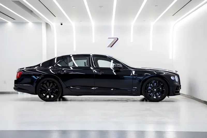 Bentley Flying Spur 2022